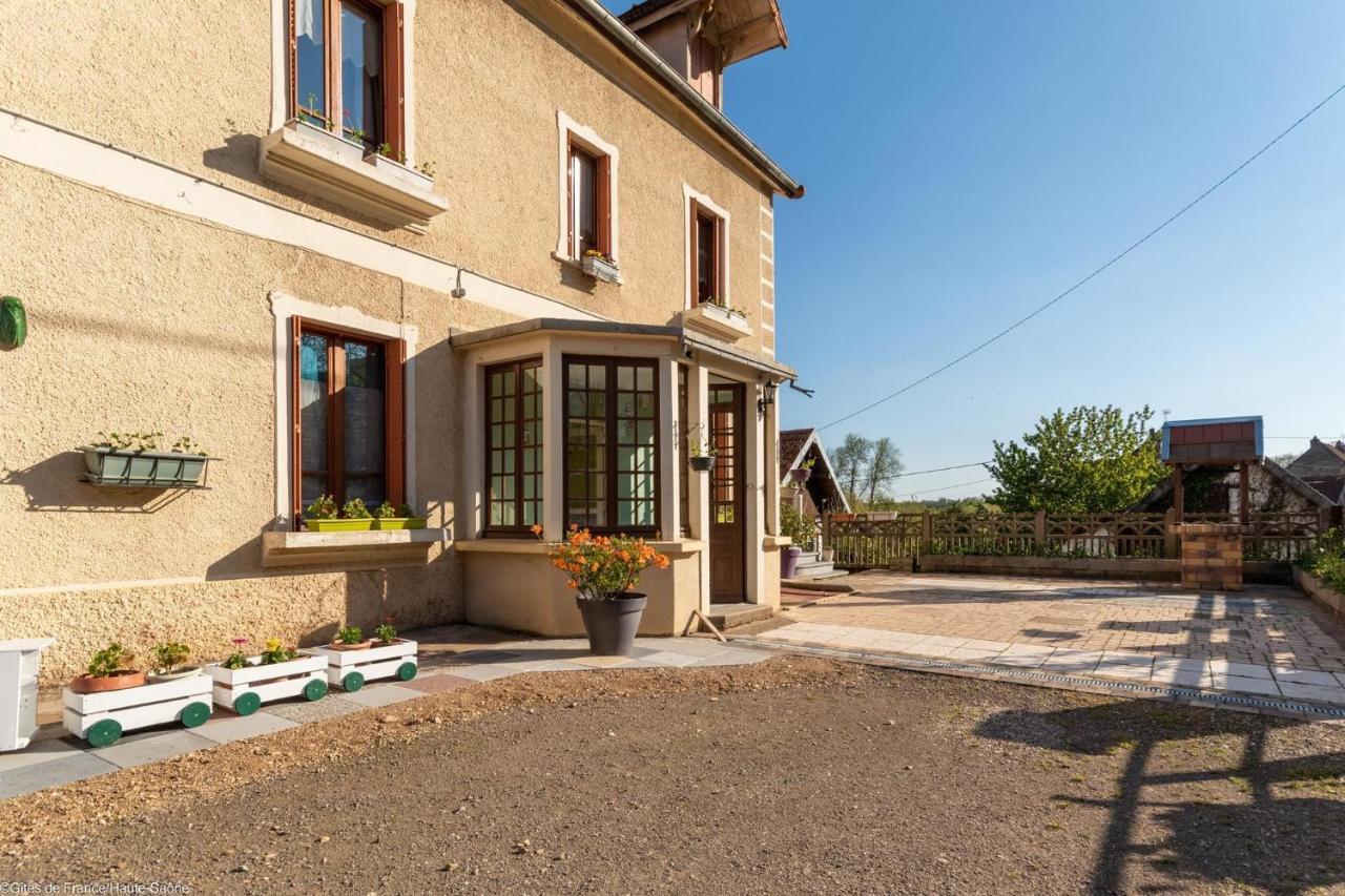 Les Hirondelles Villa Pesmes ภายนอก รูปภาพ