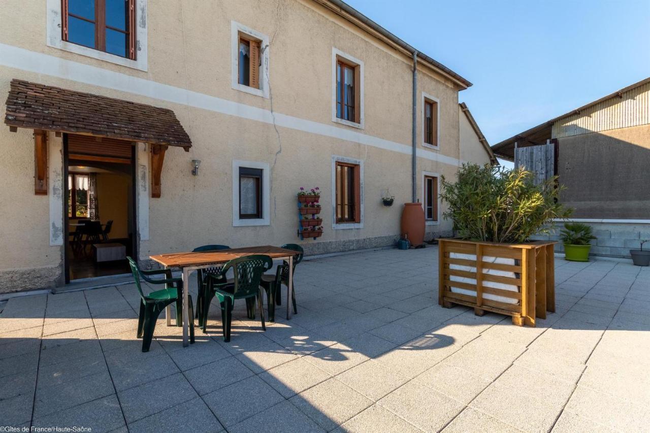 Les Hirondelles Villa Pesmes ภายนอก รูปภาพ